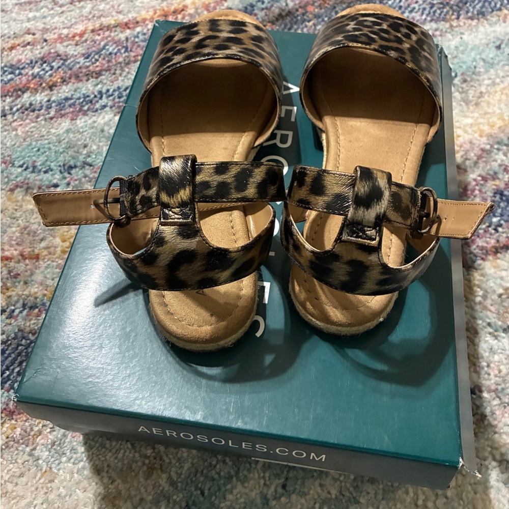 AEROSOLES Demarest Leopard Pattern Sandals - Picture 3 of 4
